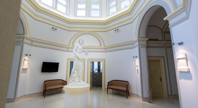 Rimske Terme - Hotel Zdraviliski Dvor ริมสเกตอปลิตเซ ภายนอก รูปภาพ