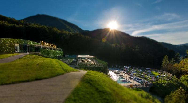 Rimske Terme - Hotel Zdraviliski Dvor ริมสเกตอปลิตเซ ภายนอก รูปภาพ