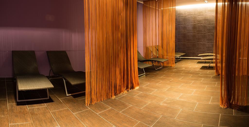 Rimske Terme - Hotel Zdraviliski Dvor ริมสเกตอปลิตเซ ภายนอก รูปภาพ