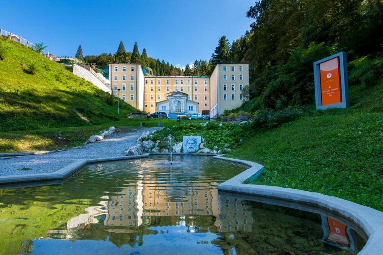 Rimske Terme - Hotel Zdraviliski Dvor ริมสเกตอปลิตเซ ภายนอก รูปภาพ